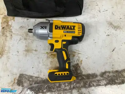 DeWalt 20V XR 1/2” Brushless 3-Speed Impact with New 2025 FlexVolt 12Ah Battery and Case