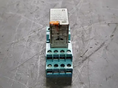 New | in-Stock FINDER 55.34.8.024.0050 Misc Electrical & Power Parts British Columbia CA | Lenmark #251242