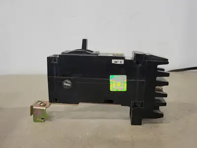 USED SQUARE D FH17015B
