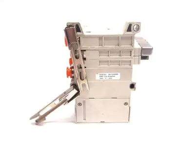 VQC1400N-51 | SMC Connector Mainifold With (2)  Valves 0.1-0.7MPa 2 Valve - Used