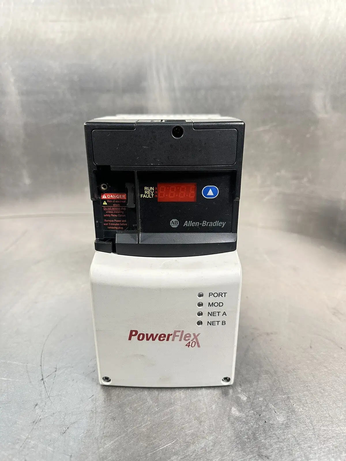PowerFlex 40P - 22D-D4P0N104 1.5 kW (2 HP) + (22-COMM-E) Each (BIN-1.4.3)