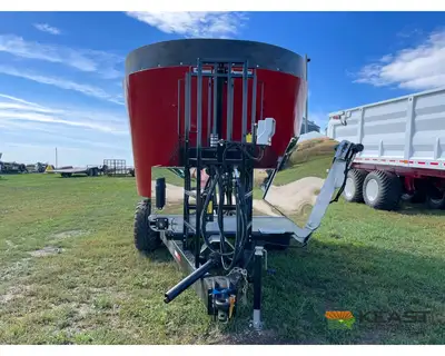 Used CLOVERDALE _UNKNOWN_ Feeder Wagons Iowa US | Keast Enterprises #1360098