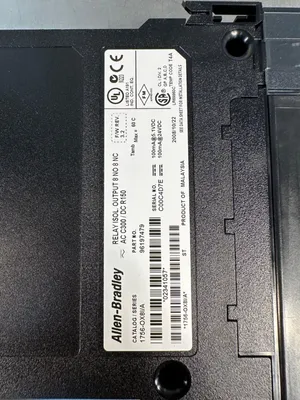 Allen Bradley Digital Relay Module 1756-OX8I /A (3C-31)