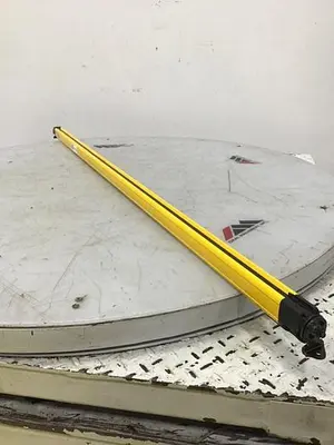 USED KEYENCE CORP GL-R72H-T