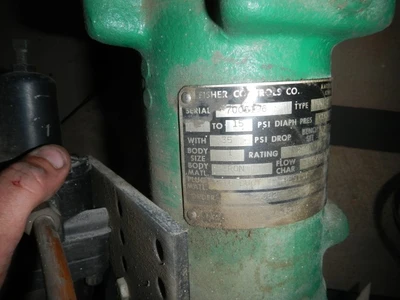Fisher 1" 250 Rating, Iron Threaded 3 - Way Control Valve