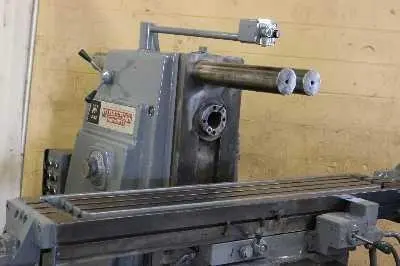 USED KEARNEY & TRECKER 307-S12