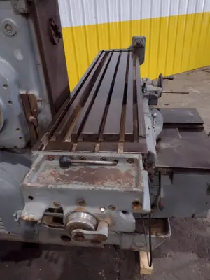 #4 K&T MILWAUKEE MODEL # 420 TF-17 HORIZONTAL MILL: STOCK #18926