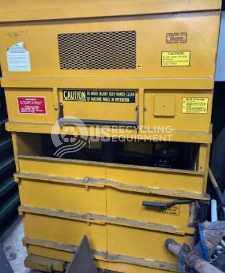 USED HARMONY M42BC VERTICAL BALER