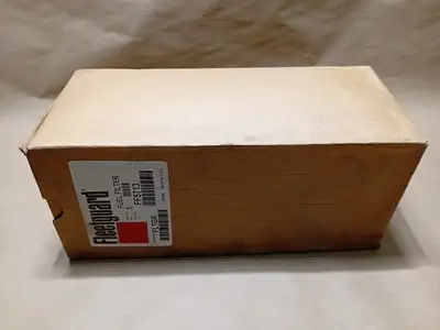 NEW FLEETGUARD FF5713