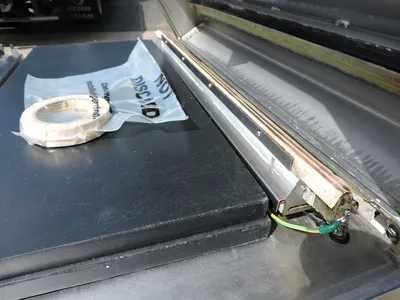 USED VACUUM BAG SEALER SEMI AUTO