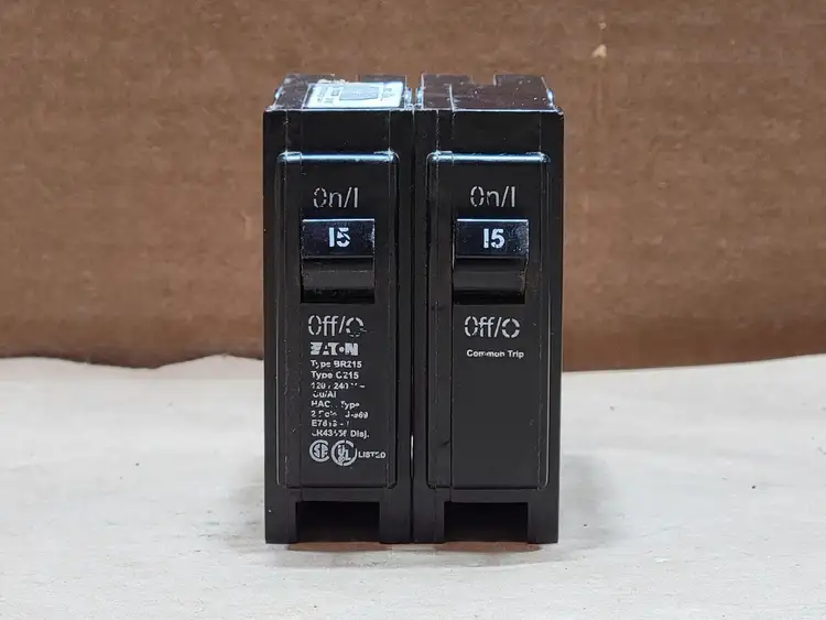 Used EATON BR215 Switchgears British Columbia CA | Lenmark #835666