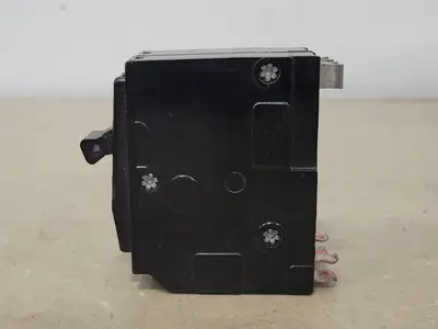 USED SQUARE D QO220