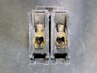 USED EATON BR2100