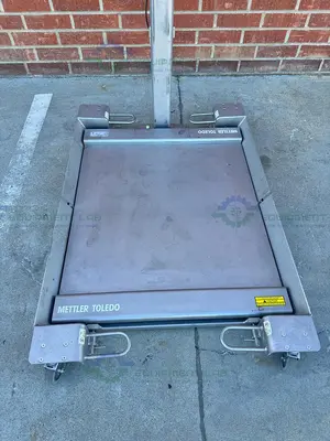 USED METTLER TOLEDO PUA669 STAINLESS STEEL SCALE 500 LBS W/ 36" X 36" PLATFORM, RAMPS