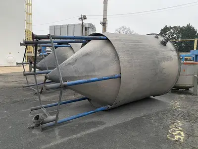 Used USED 3000 GALLON FIBERGLASS CONE BOTTOM TANKS _UNKNOWN_ Dish & Cone Bottom Tanks North Carolina US | DH Griffin Used Equipment #1383800