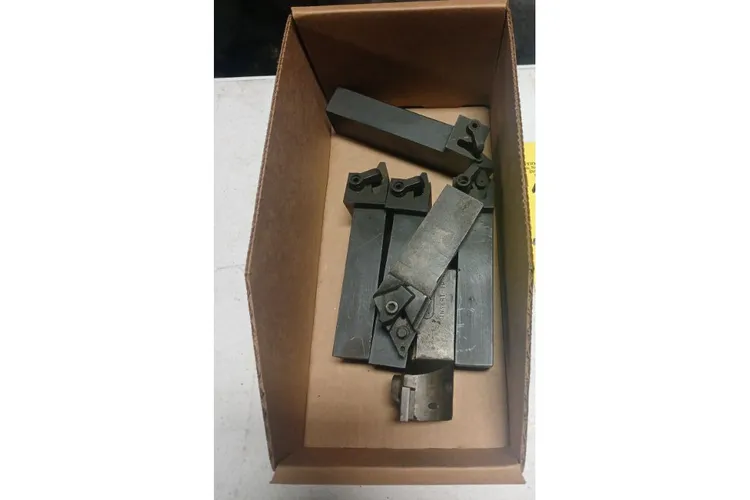 Used _UNKNOWN_ _UNKNOWN_ Tool Holders Ohio US | Thompson Auctioneers #1553973