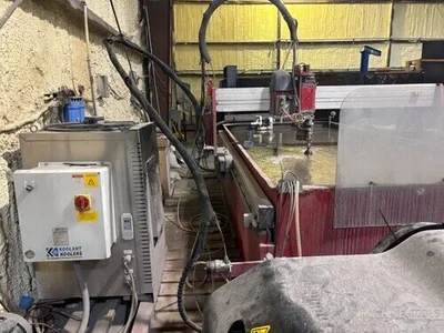 USED 2013 OMAX MAXIEM 1530
