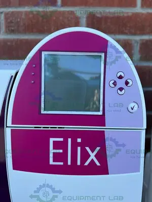 USED MILLIPORE ELIX ADVANTAGE 15  WATER PURIFYING SYSTEM W/ E-POD, 30L PE TANK
