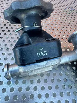 USED 2- ITT PURE FLO RA25MAX DIAPHRAGM VALVE W/ 1 1/2" TO 3/4" SANITARY FITTING