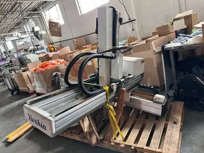 2010 YUSHIN ATCII-300DLL ROBOTS | INJECTION DEPOT (2)