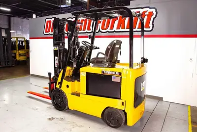 USED 2017 CATERPILLAR EC25N2-AC