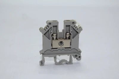 Used Phoenix Contact VDE-0611 Misc Industrial Equipment California US | Davliegogo LLC #1718544
