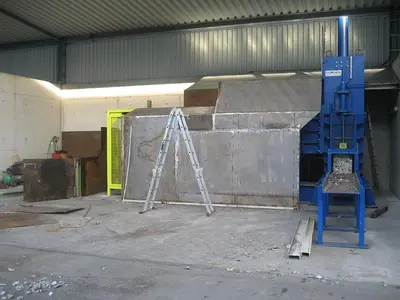USED 2013 ATM SCRAP BALER 40X40