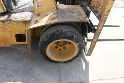 Hyster H80XL 8,000 lbs Cap Forklift (LOCATION: Schertz, TX)