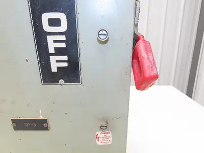 General Electric THN3363JCL Heavy Duty Safety Disconnect Switch 100A 600VAC 3P