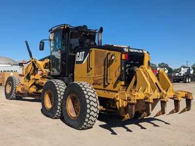 2010 Caterpillar 140M