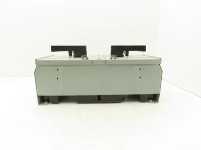 Siemens V7E3611 I-T-E Twin Vacu-Break Fusible Switch 30A 600VAC 3 Pole