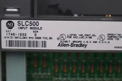 ALLEN BRADLEY 1746-IB32 SLC500 INPUT MODULE SER C STOCK #L-691C