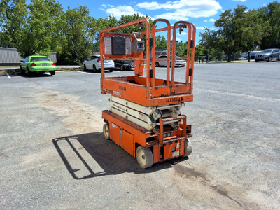 USED 2016 Snorkel S3219E