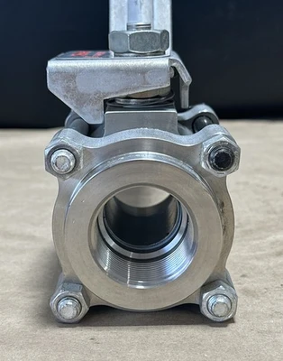 NEW Whitey 1-1/4” SS-67TF20