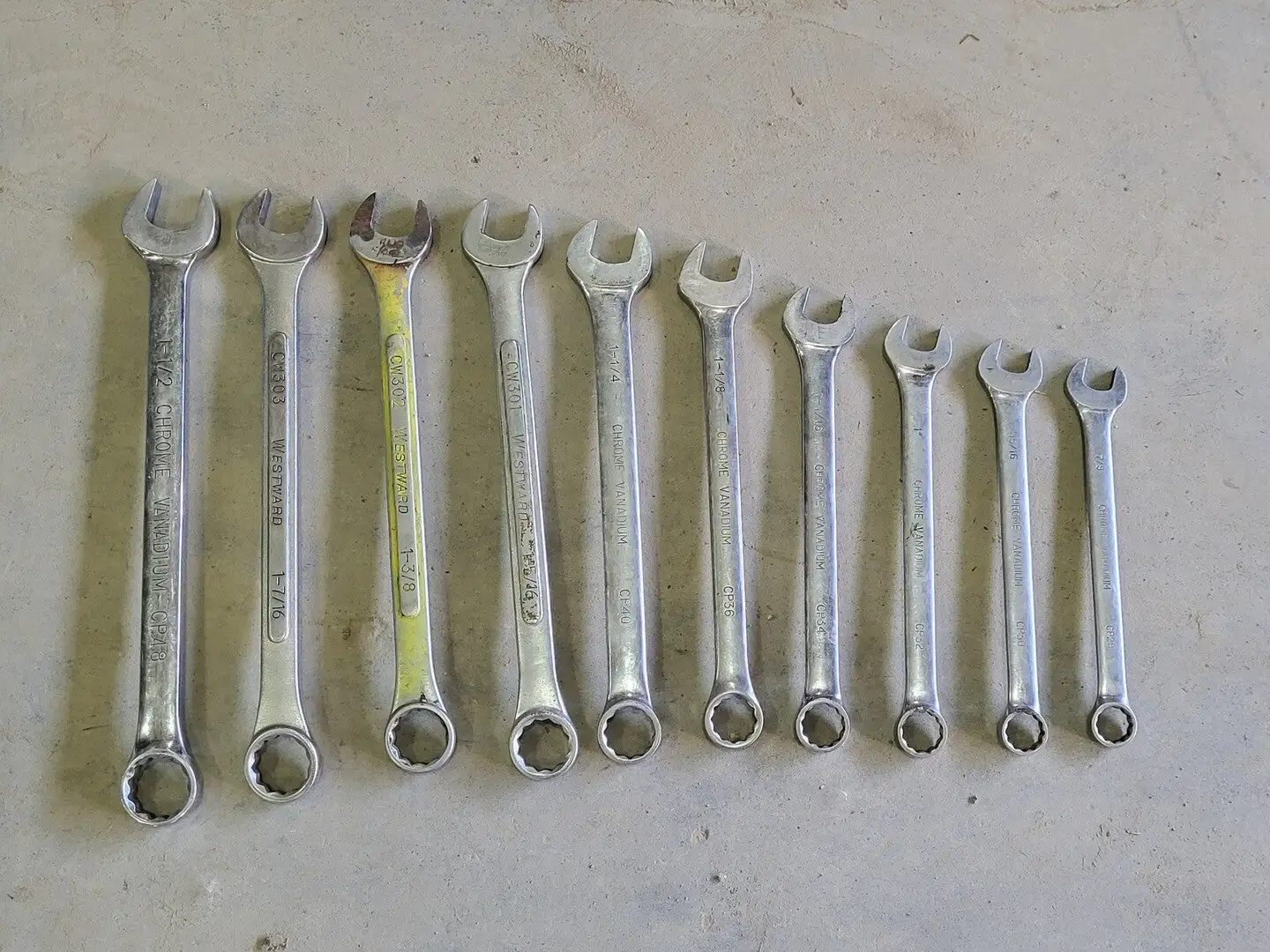 7/8" - 1-1/2" Combination Wrench Set (10pcs)
