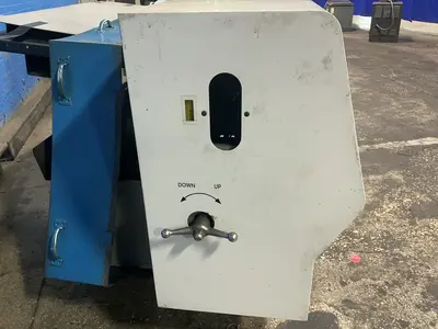 USED 2003 HAAS BAR 300