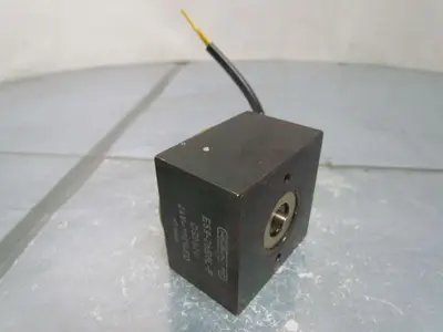 Kuhnke DS9420 E59-26B0L-F Rotary Solenoid 24V