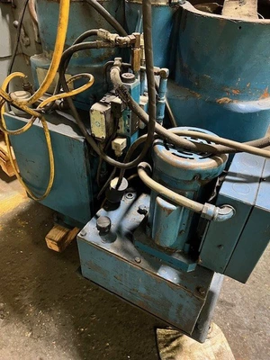 USED 1984 Swisher MARK V, 1984, AUTO, STATIONARY TABLE SWEEPING SPDL