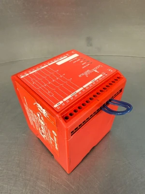 Allen Bradley 440R-ZBR520AZ1 Series A Safety Relay (4.1.3)