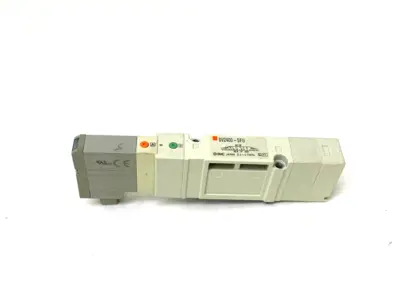 USED SMC PLUG-IN SOLENOID VALVE 5-PORT