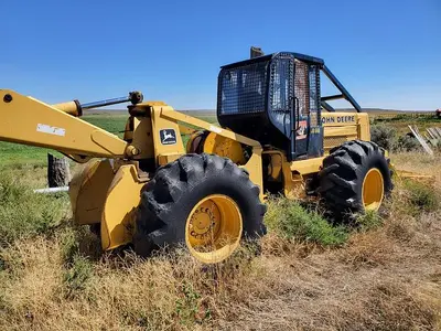 USED JOHN DEERE 640