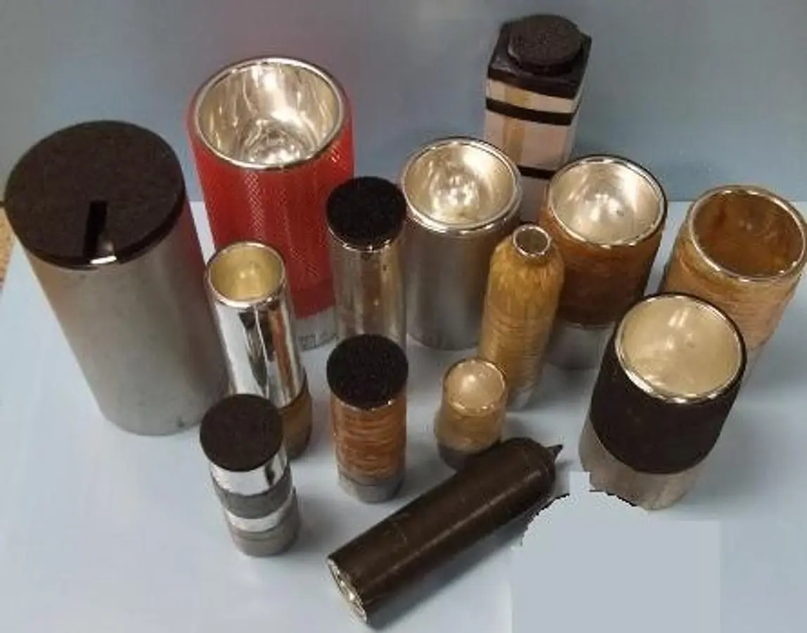 QTY. 1. LOT LIQUID NITROGEN SILVERED GLASS DEWAR'S...