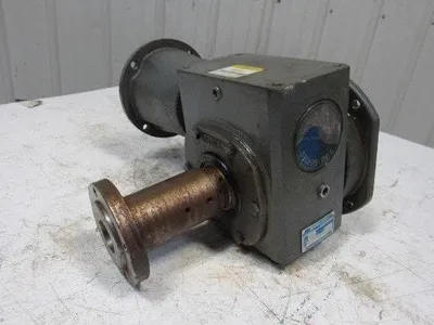 Boston Gear SRF726W15NB5G 15:1 Ratio 117RPM Thru Shaft Output 2.95Hp Gear Box