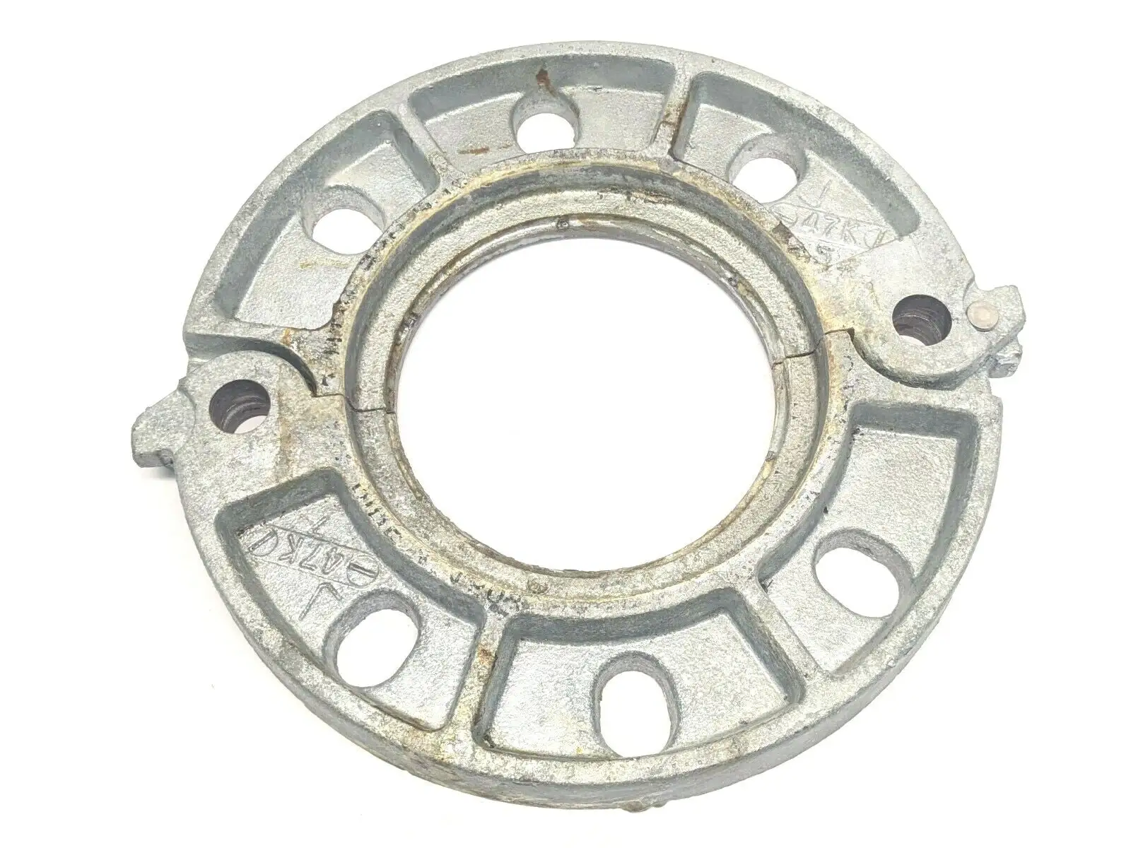 Used Victaulic Flange Adapter 9" OD, 4-11/32" ID, 5/8" Bolt Plumbing Equipment Michigan US | Maverick Industrial Sales #1395871