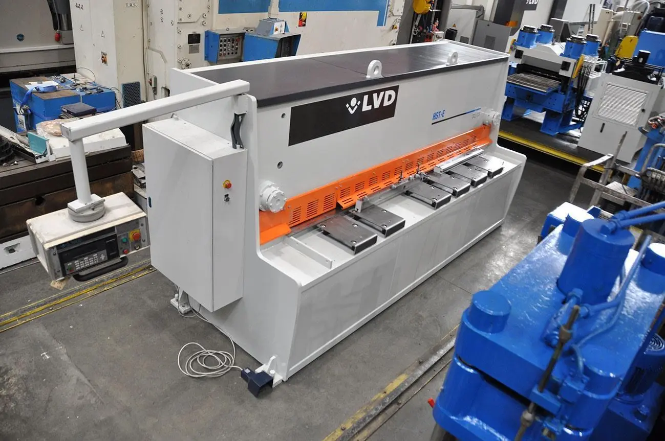 USED LVD HST-E 3100 X 13 MM CNC