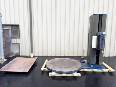 Lantech Q300 Pallet Stretch Wrapper