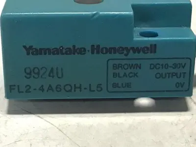 USED YAMATAKE FL2-4A6QH-L5