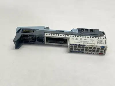 USED SIEMENS SIMATIC ET200SP BASE UNIT BU15-P16+A0+2D