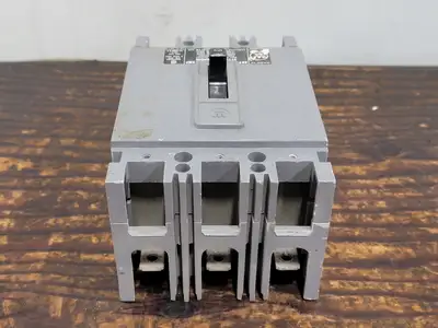 Used WESTINGHOUSE HFB3100 Switchgears British Columbia CA | Lenmark #242342