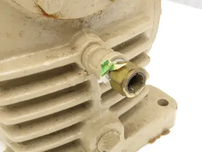 Cone Drive H035-2 Worm Gearbox 5:1 Reducer 350rpm 11.7Hp RH Output  *Seal Leak*
